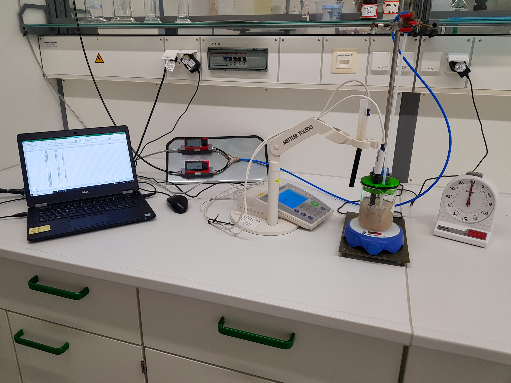 Technical equipment on a laboratory bench